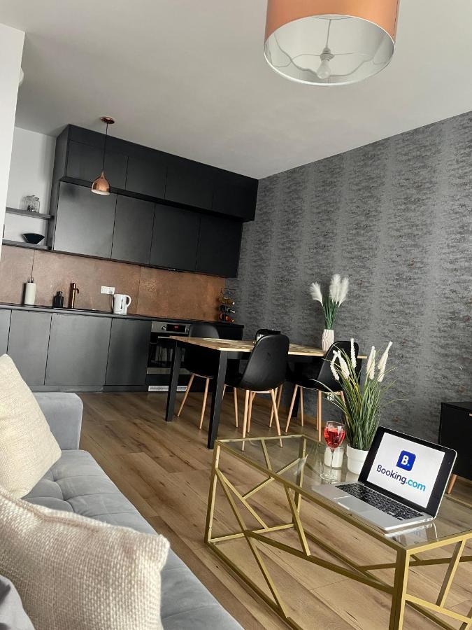 Apartament Drewnowska Przy Manufakturze 罗兹 外观 照片