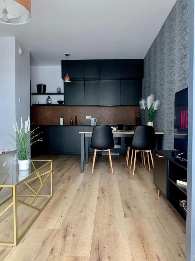 Apartament Drewnowska Przy Manufakturze 罗兹 外观 照片